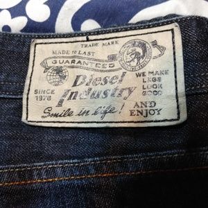 Diesel LARKEE Regular-Straight Men's Jean 36W-32L